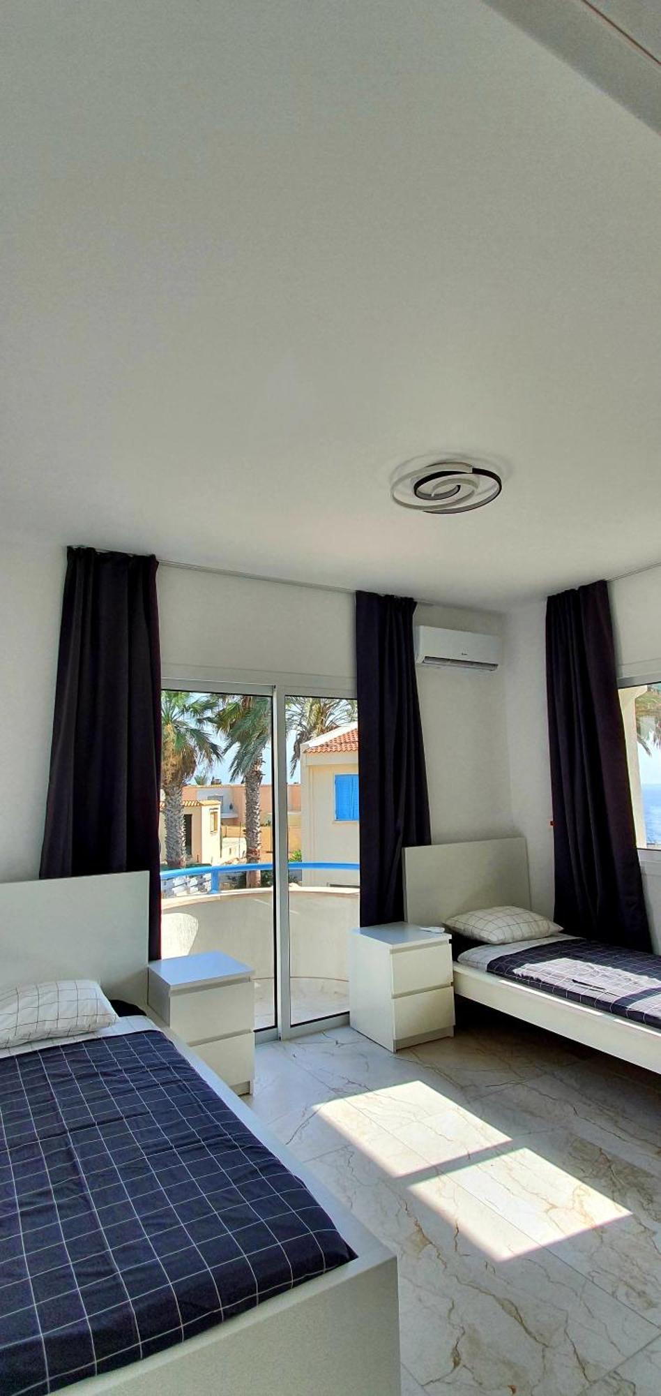Villa Aphrodite By The Sea Paphos Ngoại thất bức ảnh